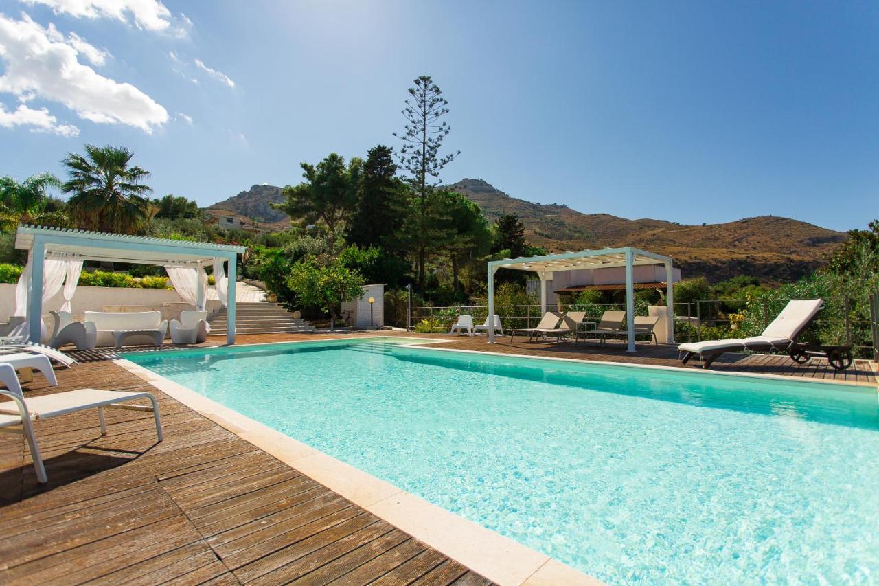 Villa Maria Una Finestra Sul Mare Valderice Exterior foto