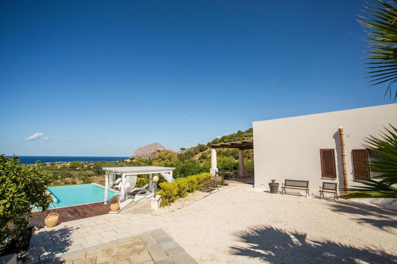Villa Maria Una Finestra Sul Mare Valderice Exterior foto