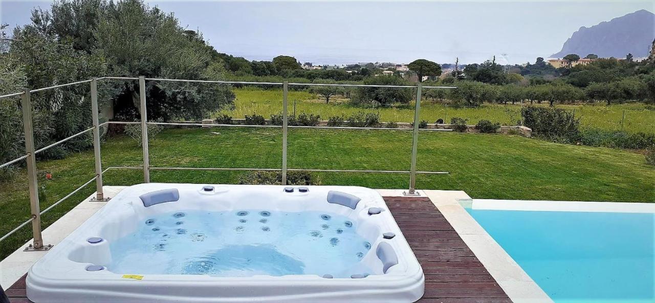 Villa Maria Una Finestra Sul Mare Valderice Exterior foto